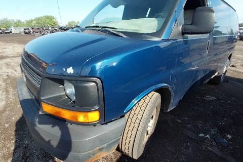 Photo of 2003 Chevrolet Express 1500