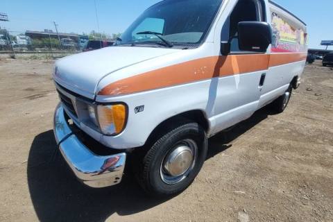 Photo of 2000 Ford E-250 Econoline