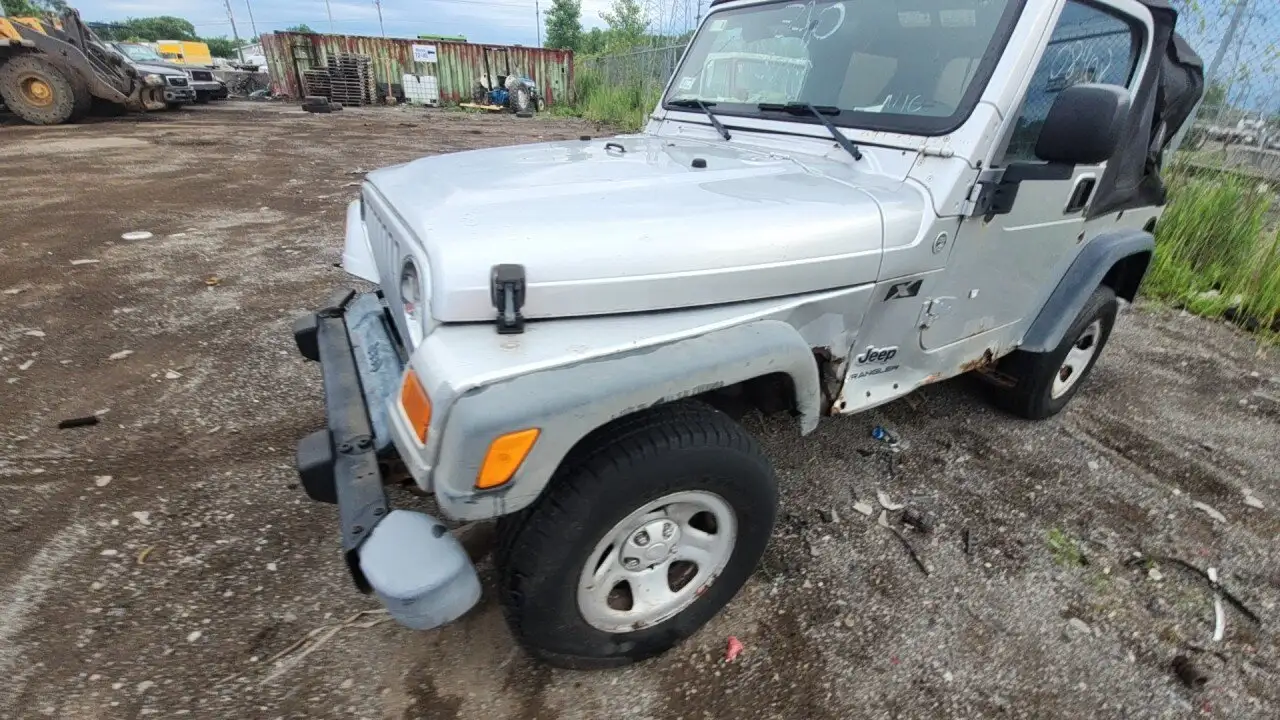 Photo of 2005 Jeep Wrangler