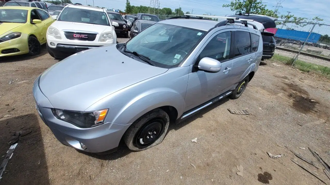 Photo of 2013 Mitsubishi Outlander