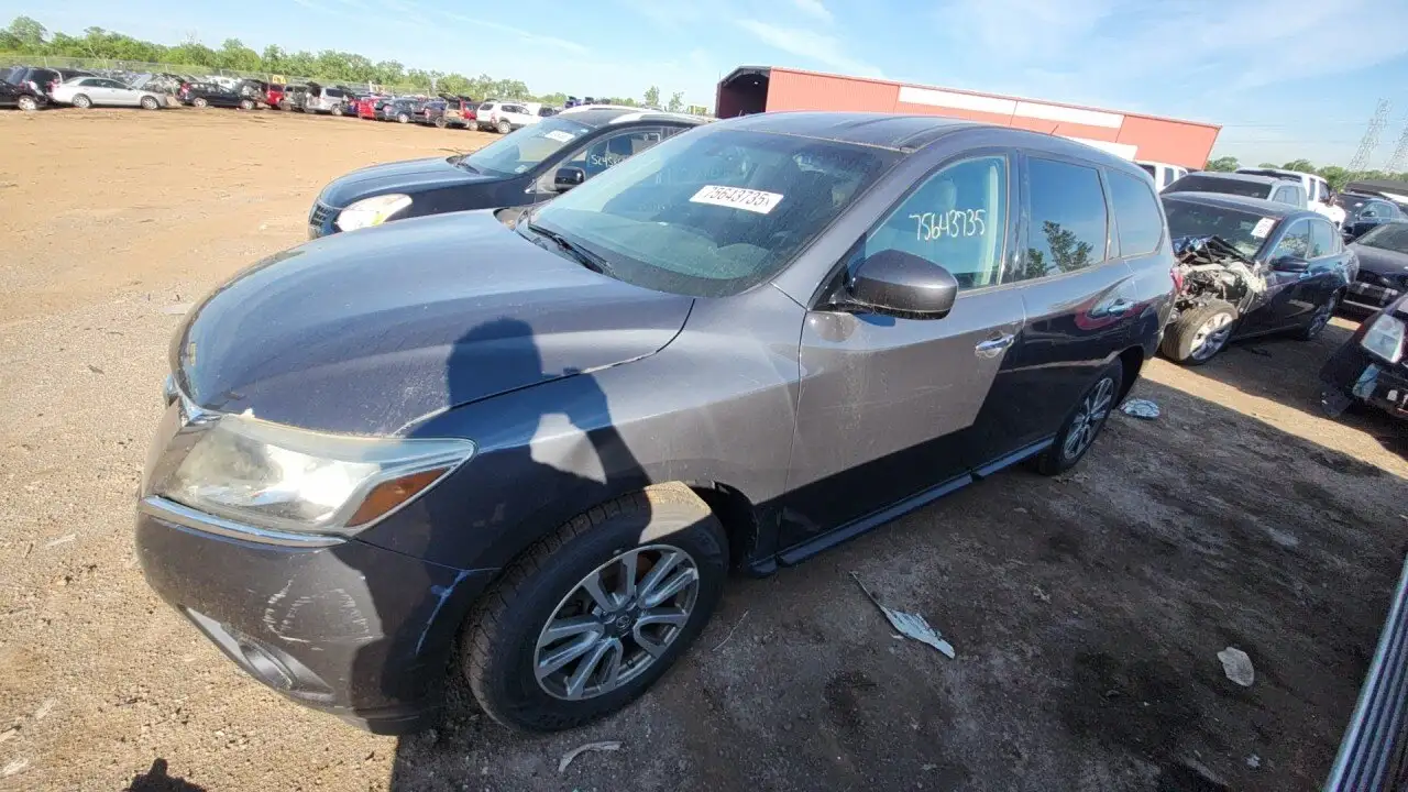 Photo of 2013 Nissan Pathfinder