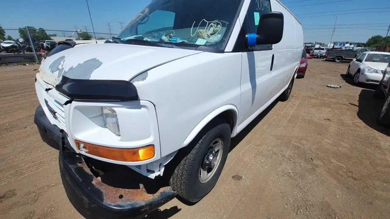 Photo of 2010 Gmc Savana 3500