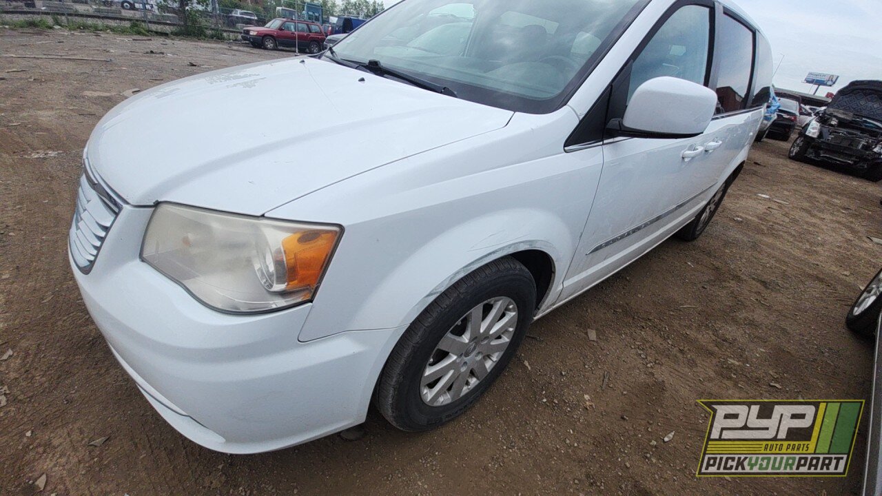 Photo of 2014 Chrysler Town & Country
