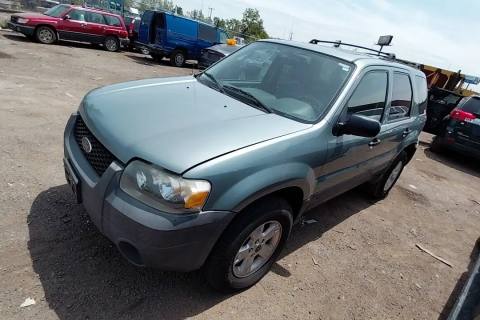 Photo of 2005 Ford Escape