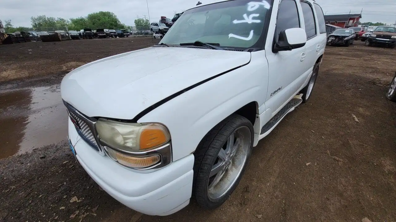 Photo of 2003 Gmc Yukon