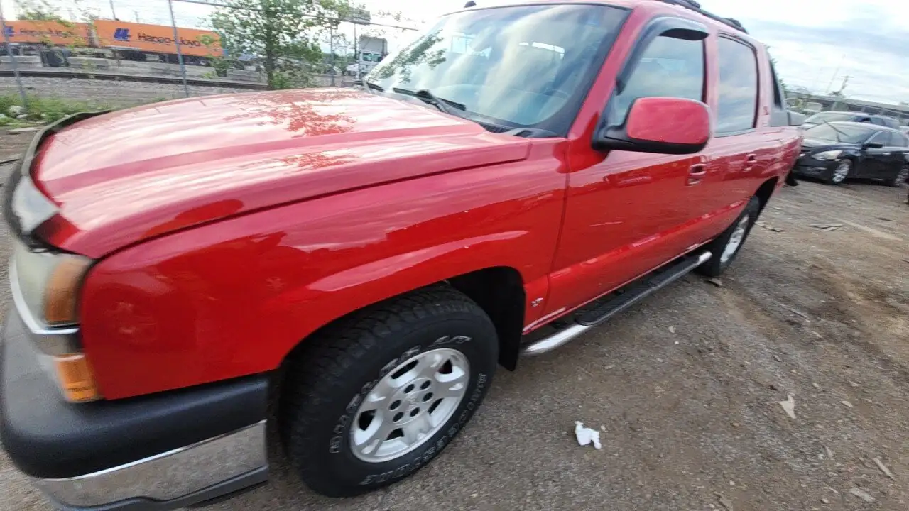 Photo of 2005 Chevrolet Avalanche 1500