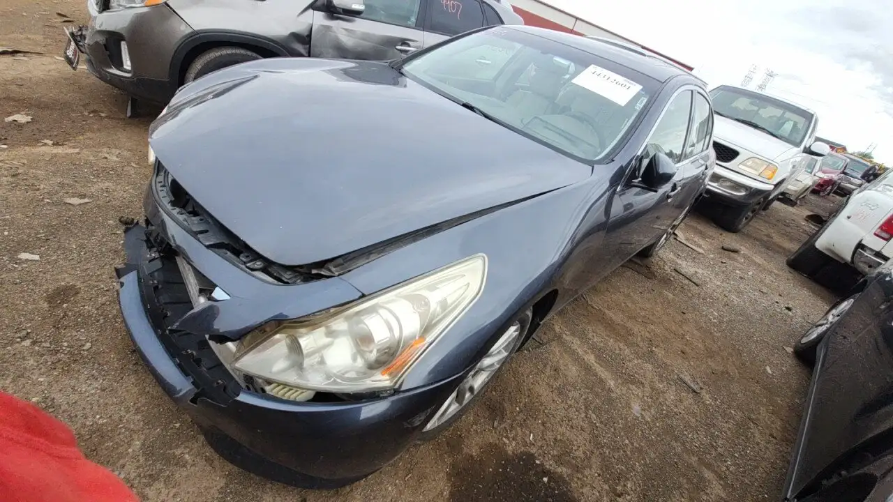 Photo of 2012 Infiniti G37
