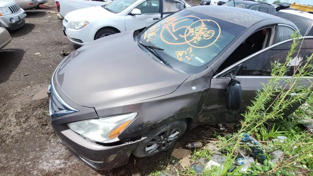 Photo of 2015 Nissan Altima