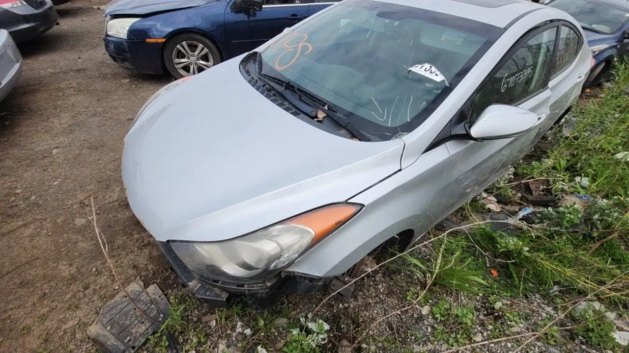 Photo of 2013 Hyundai Elantra