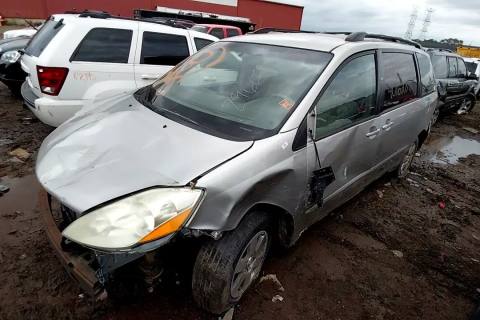 Photo of 2006 Toyota Sienna