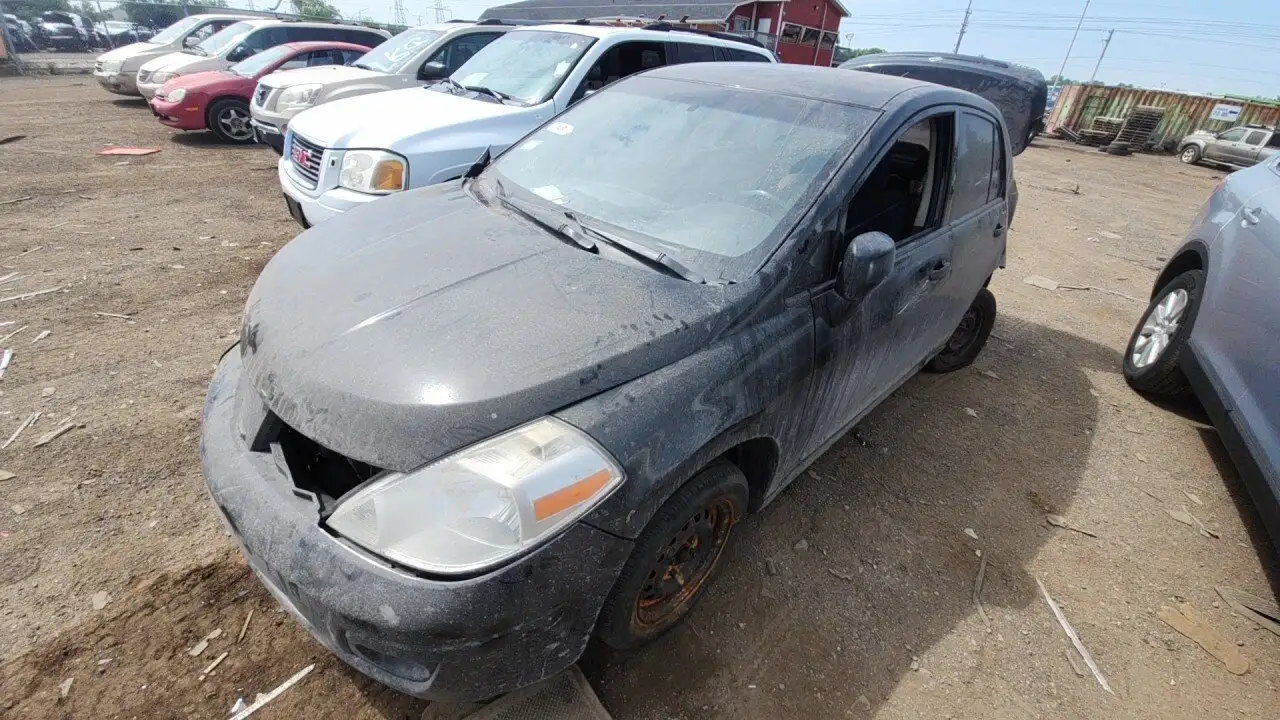 Photo of 2011 Nissan Versa