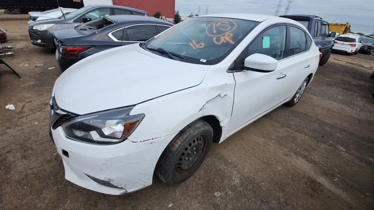 Photo of 2016 Nissan Sentra
