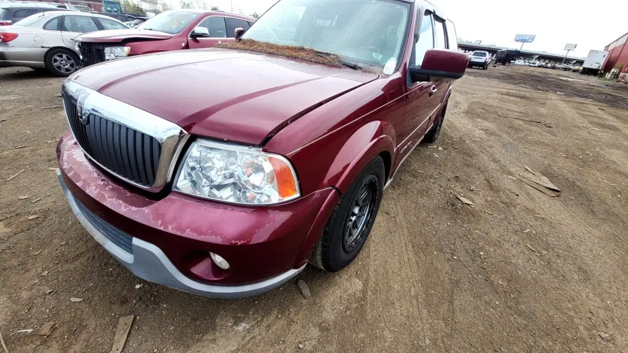 Photo of 2004 Lincoln Navigator