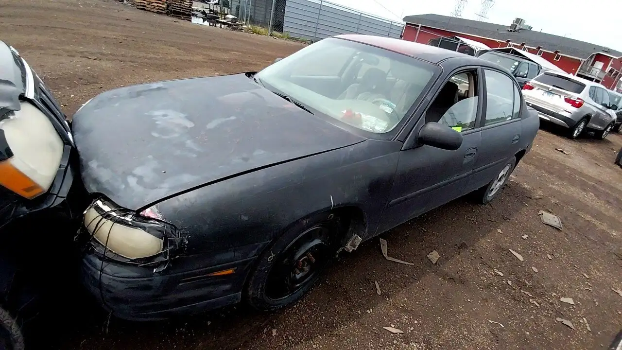 Photo of 2002 Chevrolet Malibu