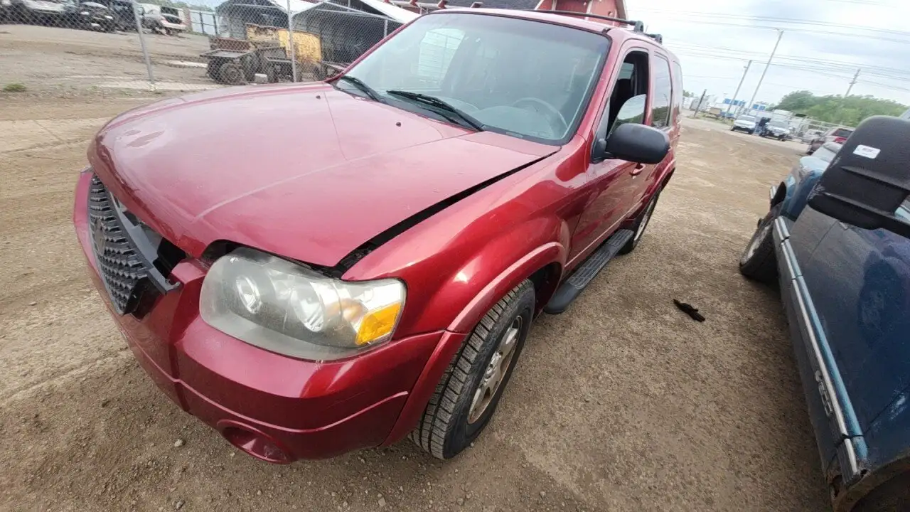 Photo of 2005 Ford Escape