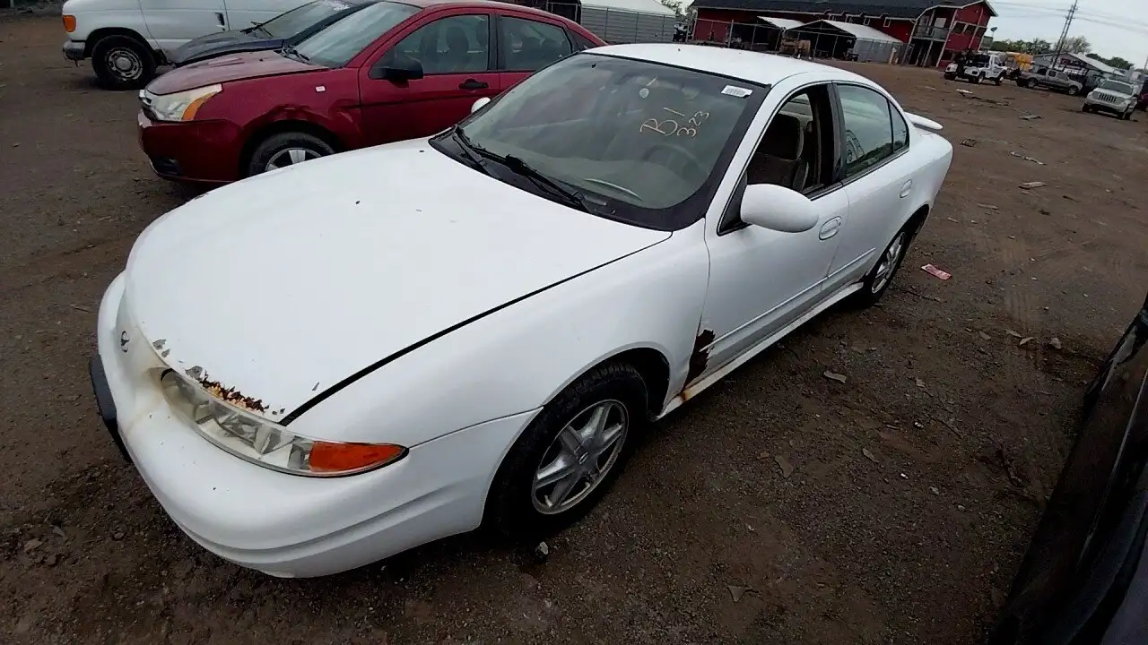 Photo of 2002 Oldsmobile Alero