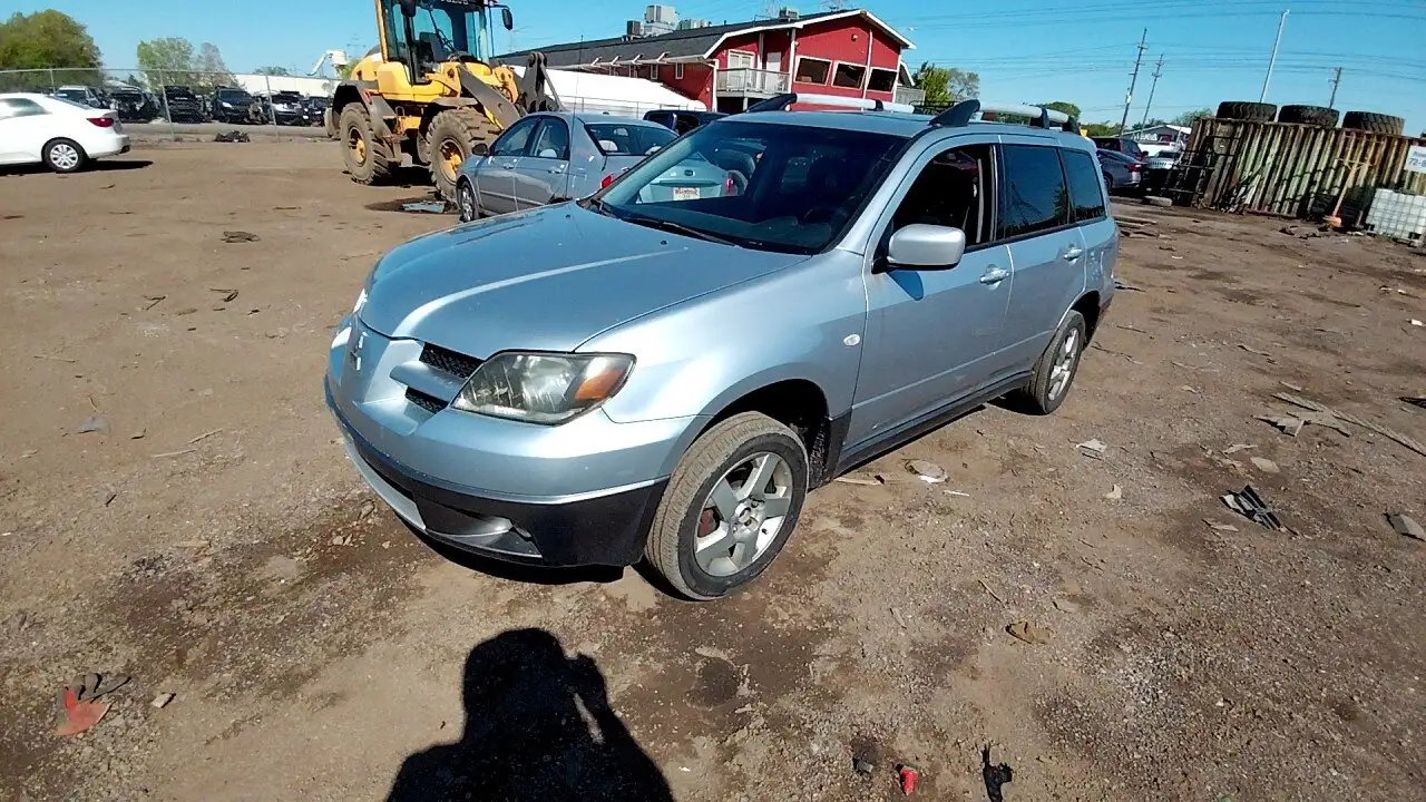 Photo of 2004 Mitsubishi Outlander