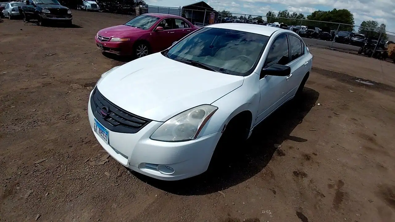Photo of 2010 Nissan Altima