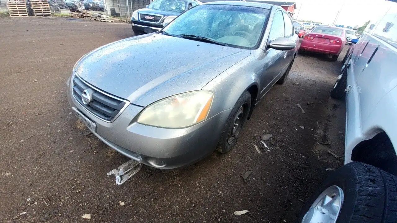 Photo of 2002 Nissan Altima