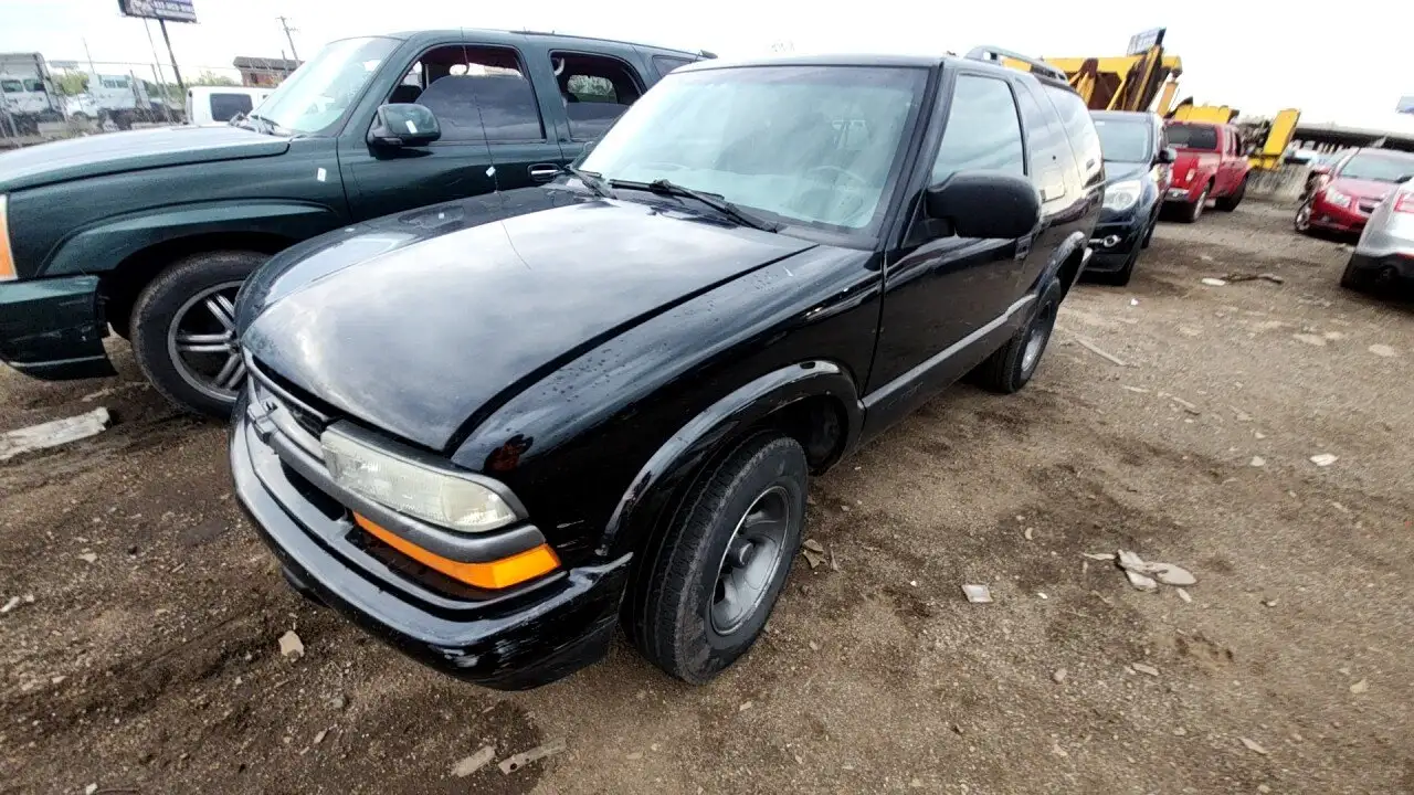 Photo of 2001 Chevrolet Blazer
