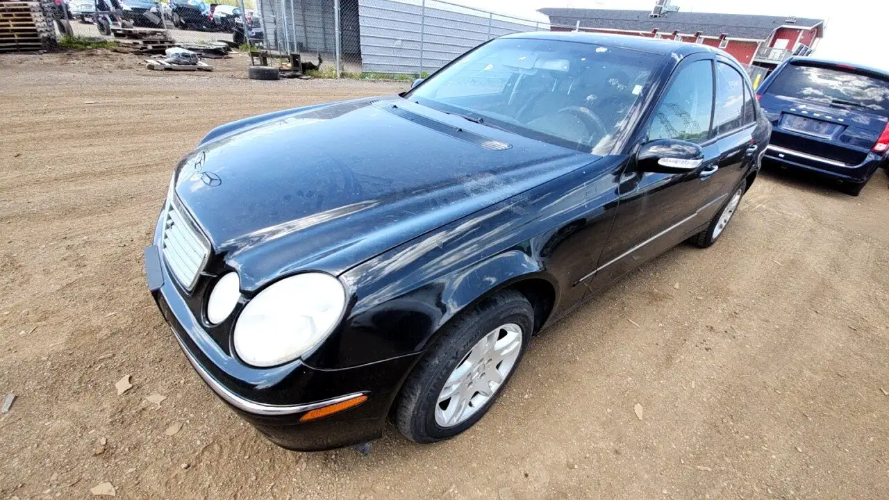 Photo of 2003 Mercedes-Benz E320
