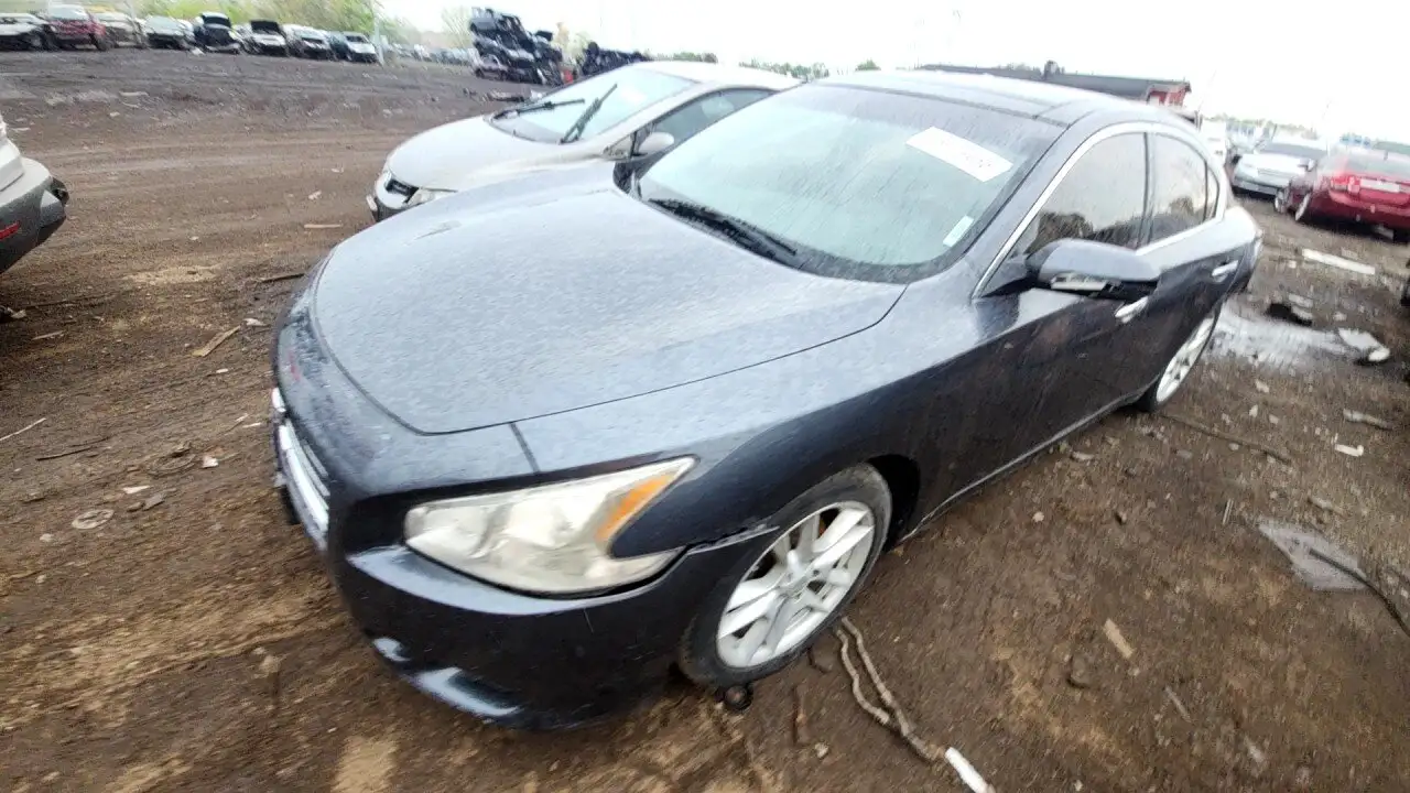 Photo of 2010 Nissan Maxima