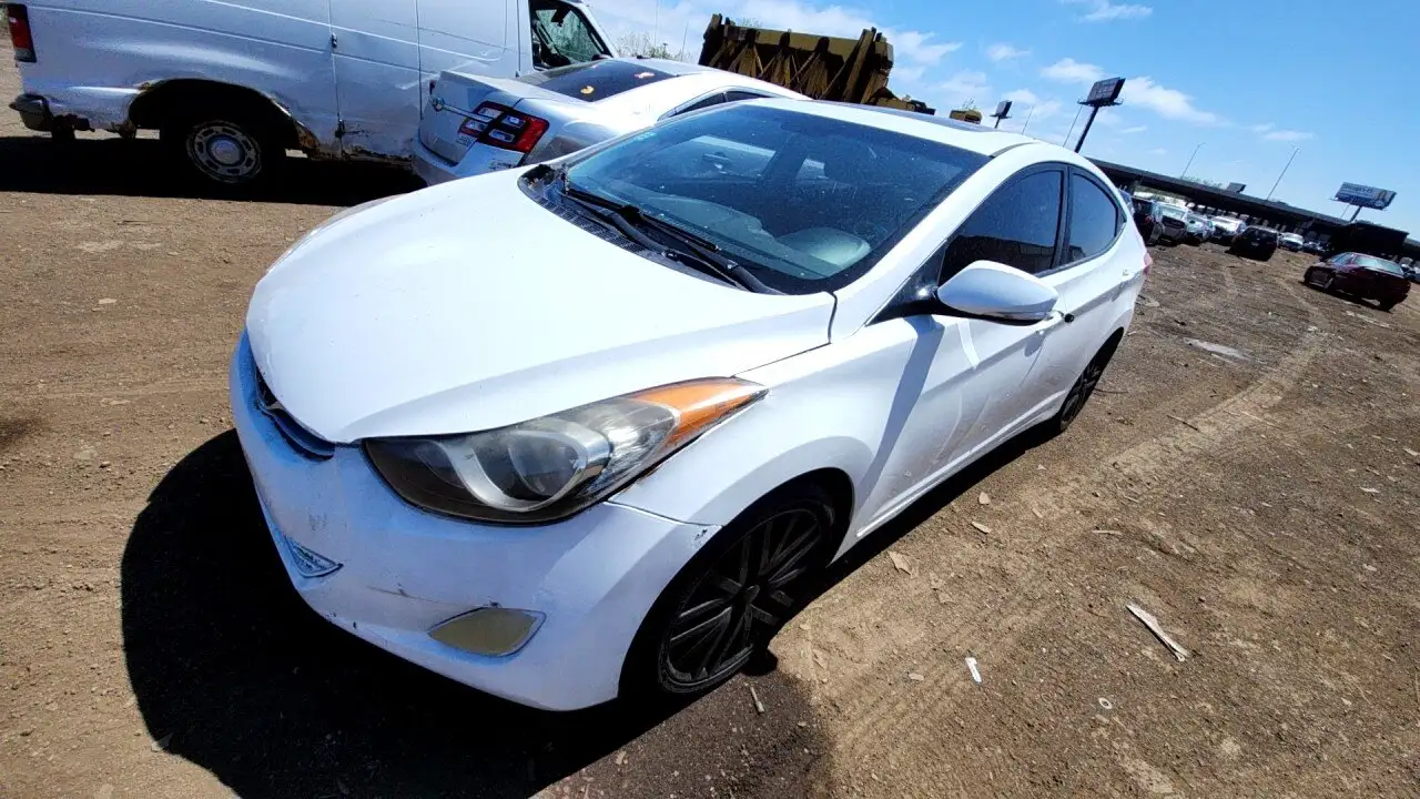 Photo of 2013 Hyundai Elantra