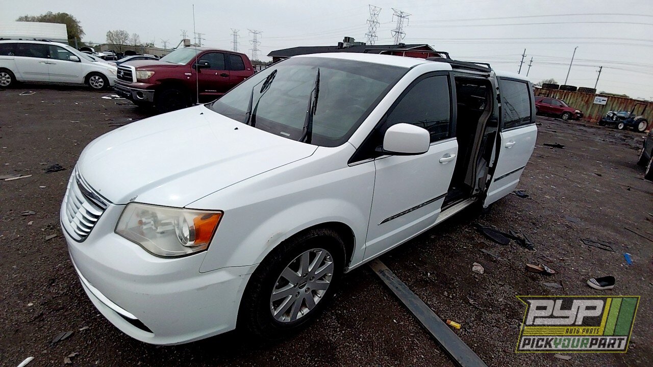 Photo of 2014 Chrysler Town & Country