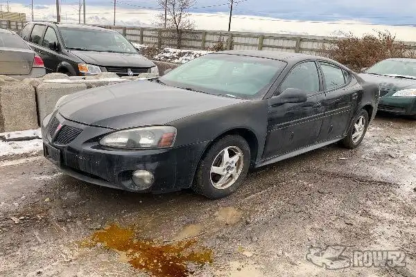 Photo of 2004 Pontiac Grand Prix
