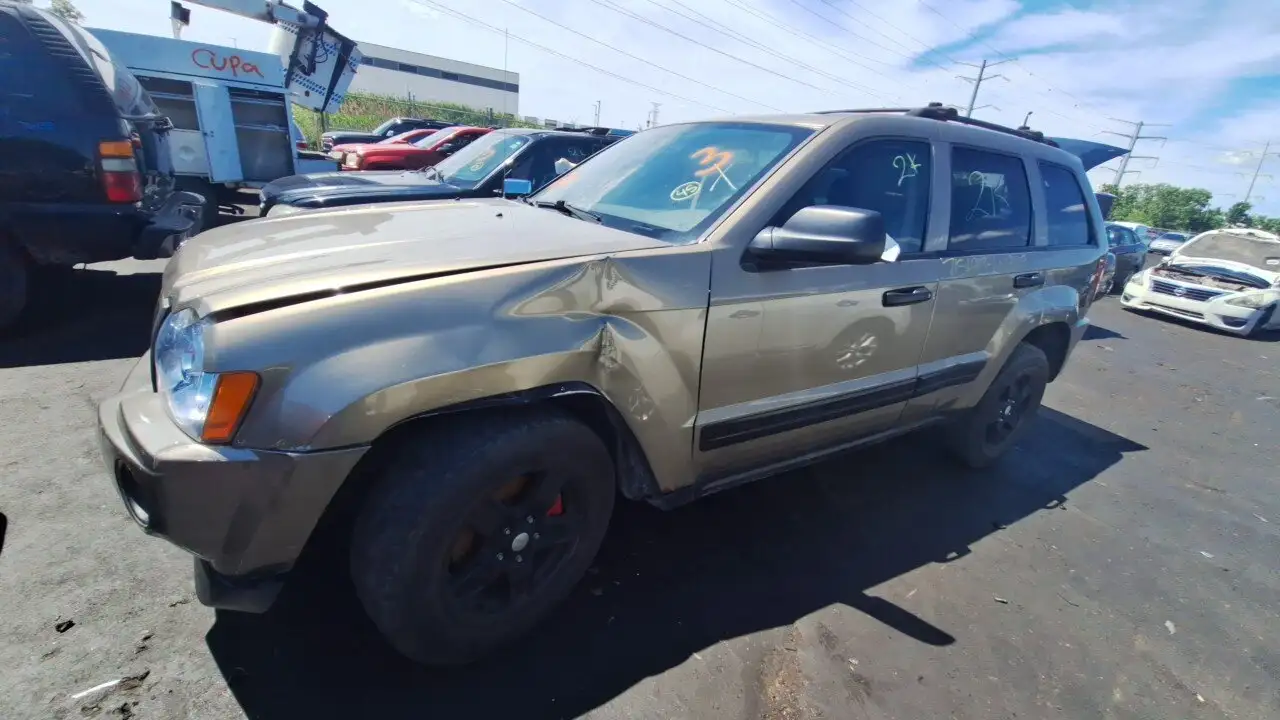 Photo of 2005 Jeep Grand Cherokee