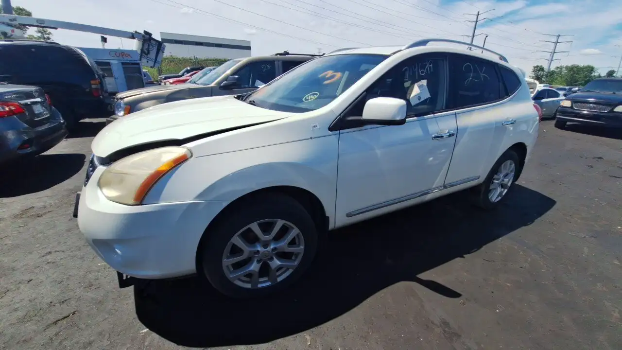 Photo of 2011 Nissan Rogue