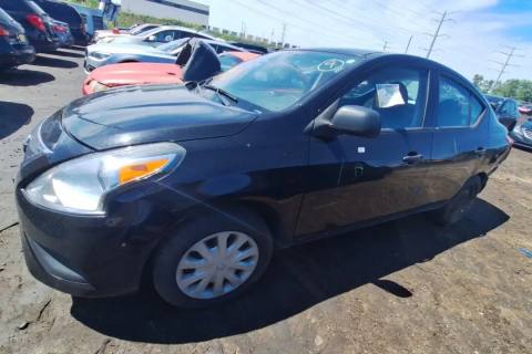 Photo of 2015 Nissan Versa