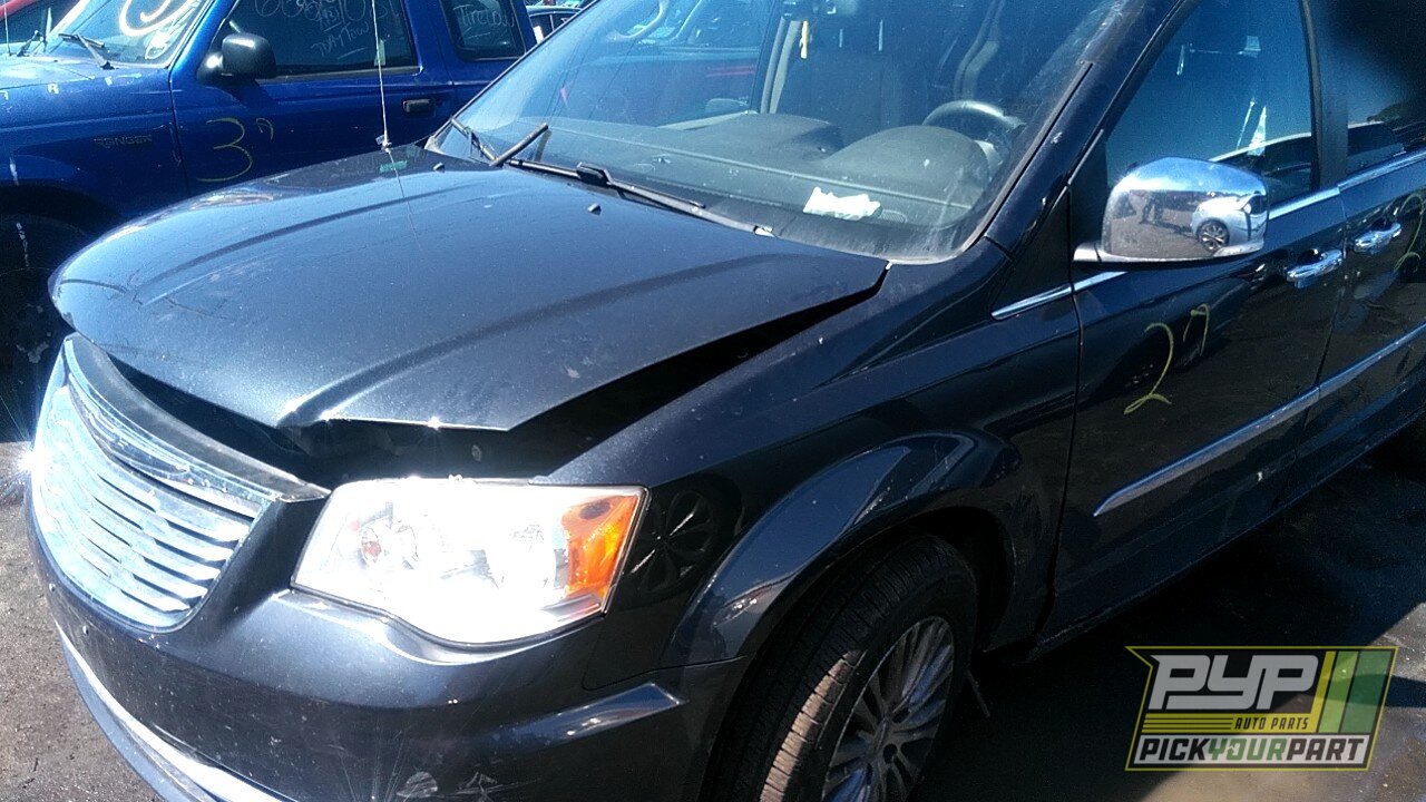 Photo of 2014 Chrysler Town & Country