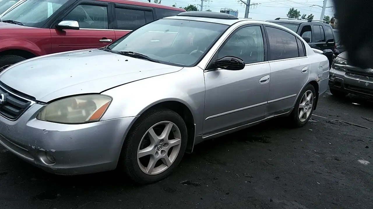 Photo of 2003 Nissan Altima