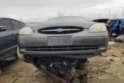 Photo of 2002 Ford Taurus