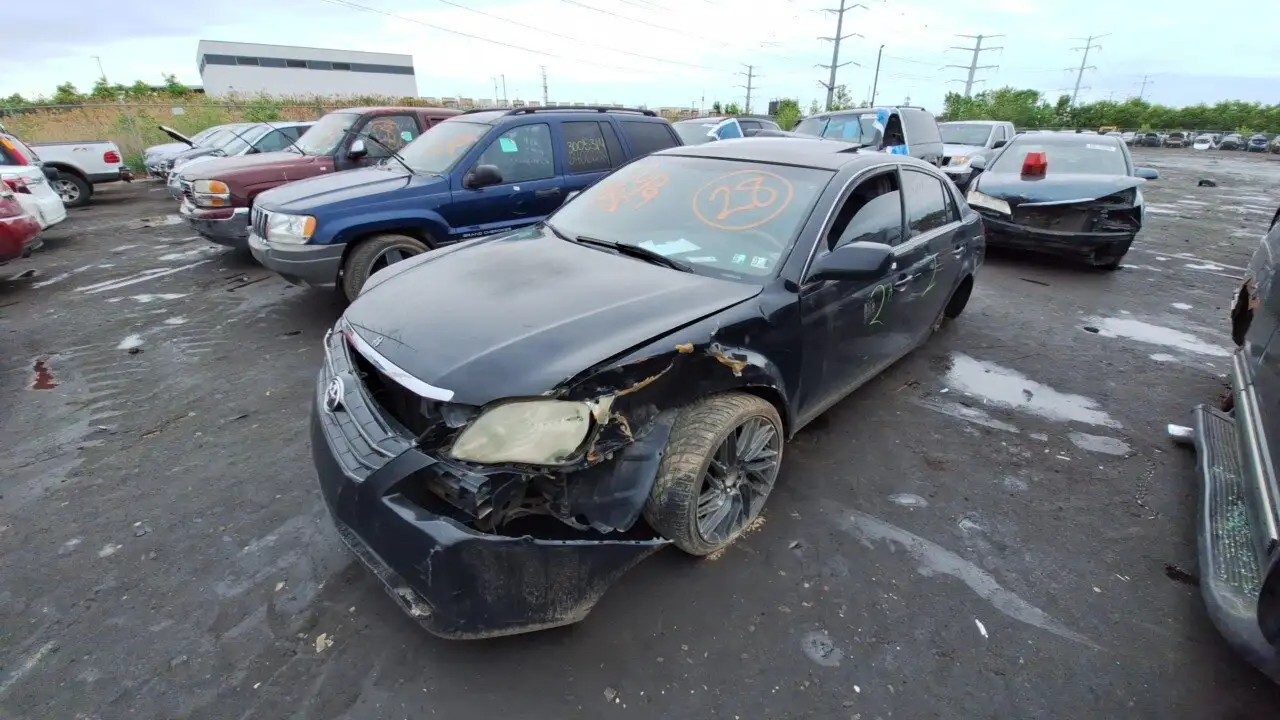 Photo of 2006 Toyota Avalon