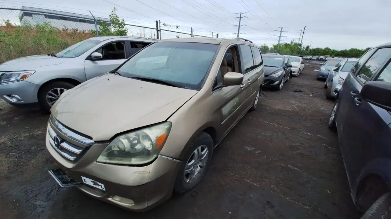 Photo of 2005 Honda Odyssey