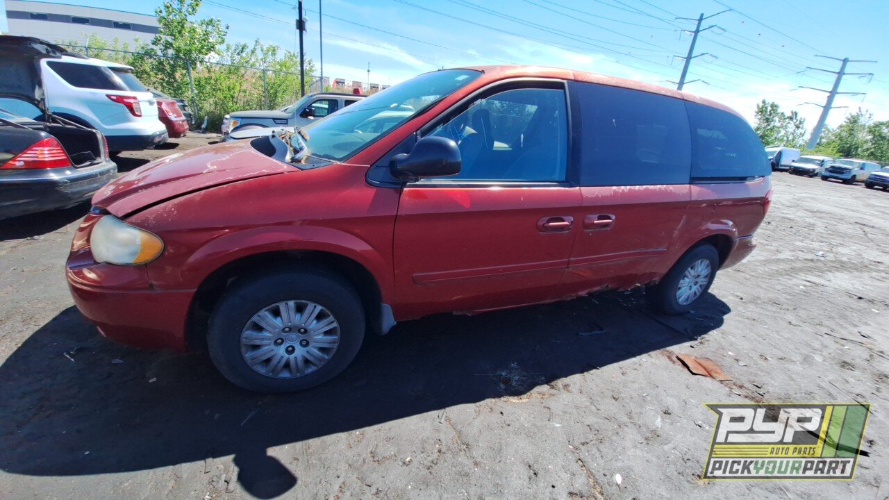 Photo of 2006 Chrysler Town & Country