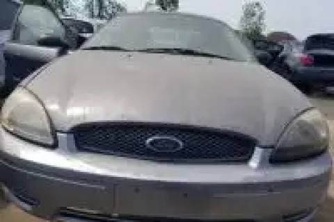 Photo of 2006 Ford Taurus