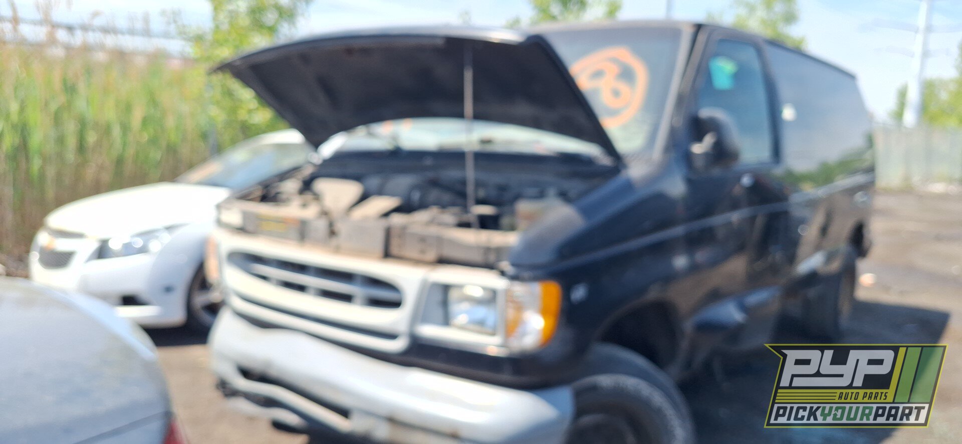 Photo of 1998 Ford E-250 Econoline