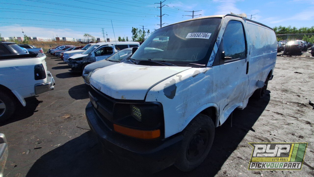 Photo of 2005 Chevrolet Express 2500