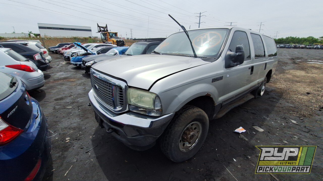 Photo of 2004 Ford Excursion
