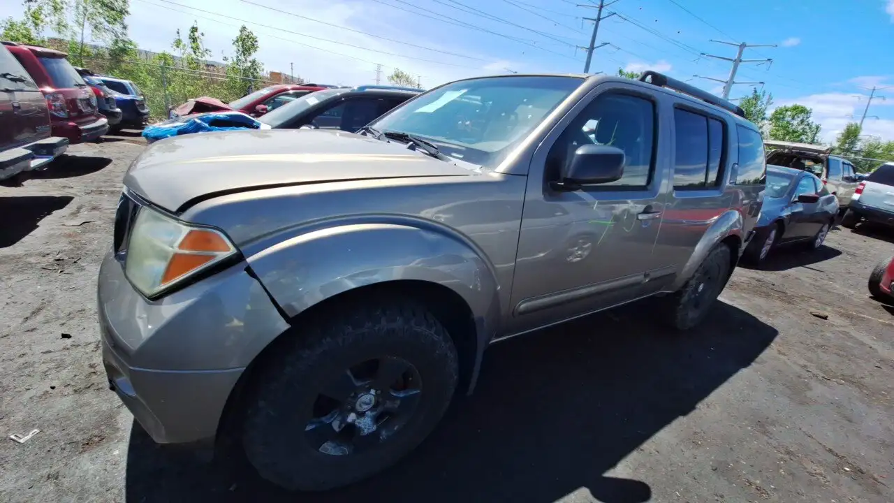 Photo of 2005 Nissan Pathfinder