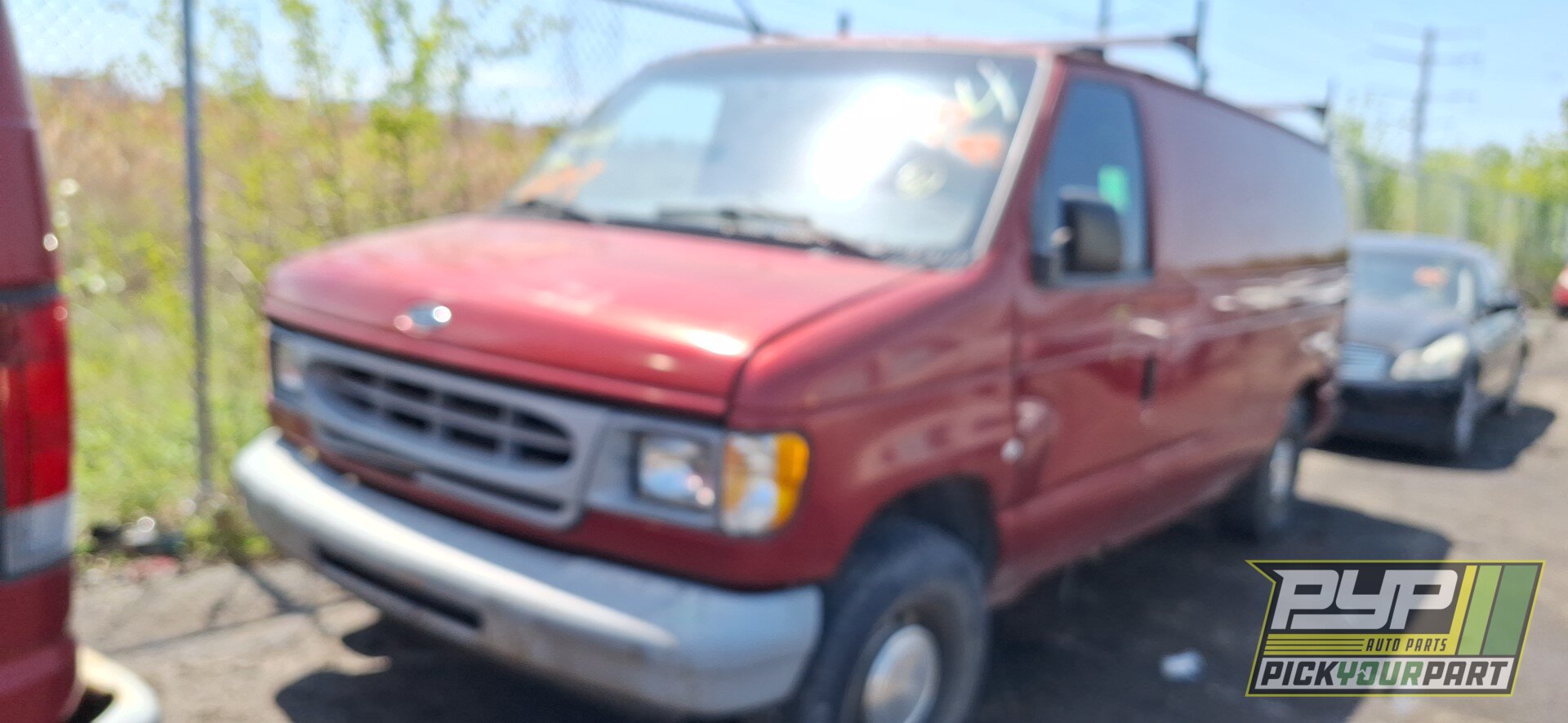 Photo of 1999 Ford E-150 Econoline