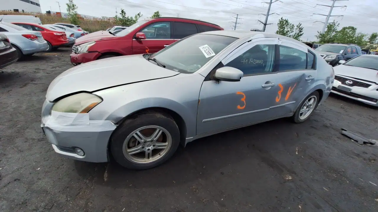 Photo of 2004 Nissan Maxima