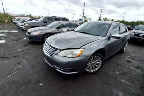 Photo of 2011 Chrysler 200