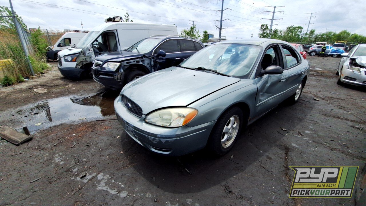 Photo of 2005 Ford Taurus