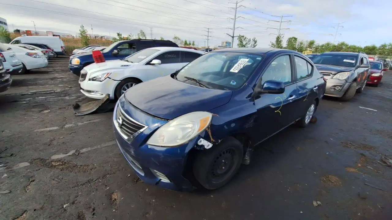 Photo of 2012 Nissan Versa