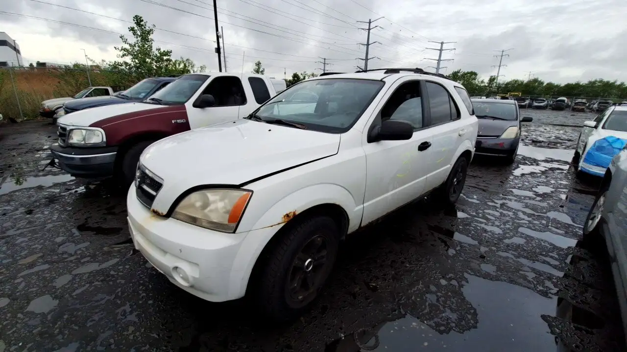 Photo of 2004 Kia Sorento