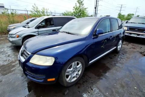 Photo of 2004 Volkswagen Touareg